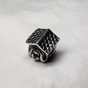 Pandora Dog House Charm w/ Red Heart